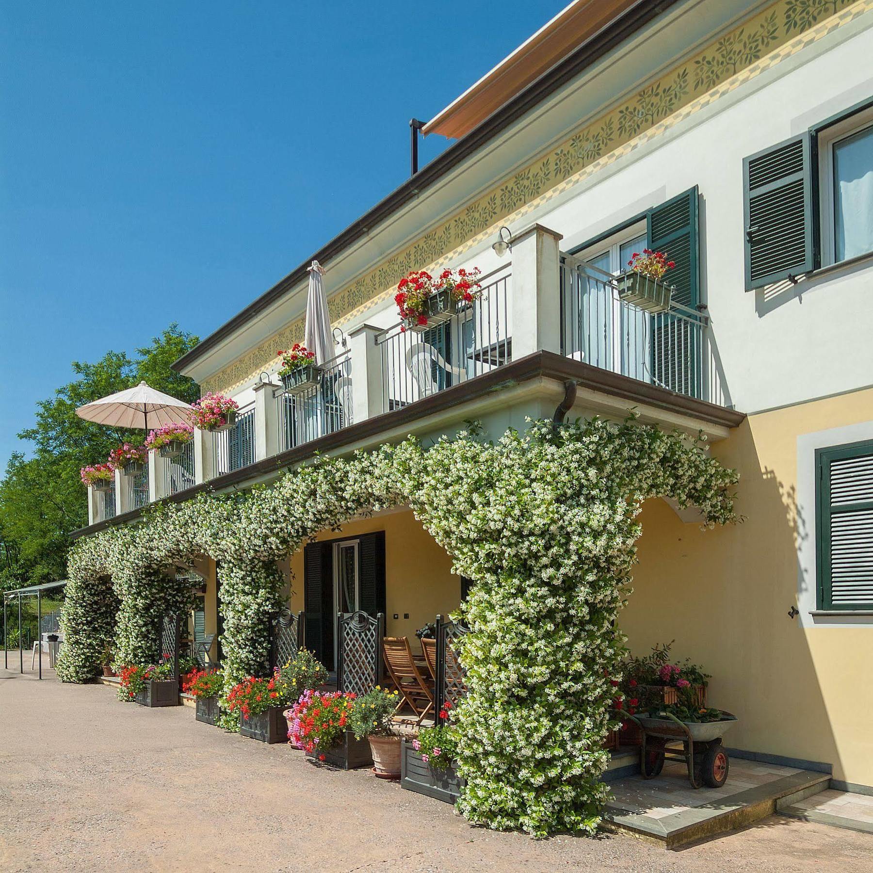 Gli Ulivi Di Montalbano Villa La Spezia Kültér fotó