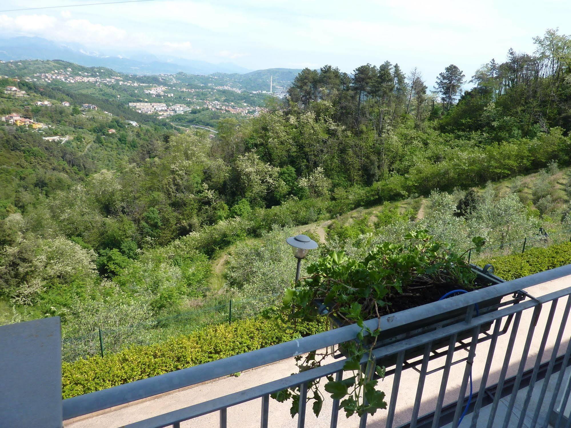 Gli Ulivi Di Montalbano Villa La Spezia Kültér fotó